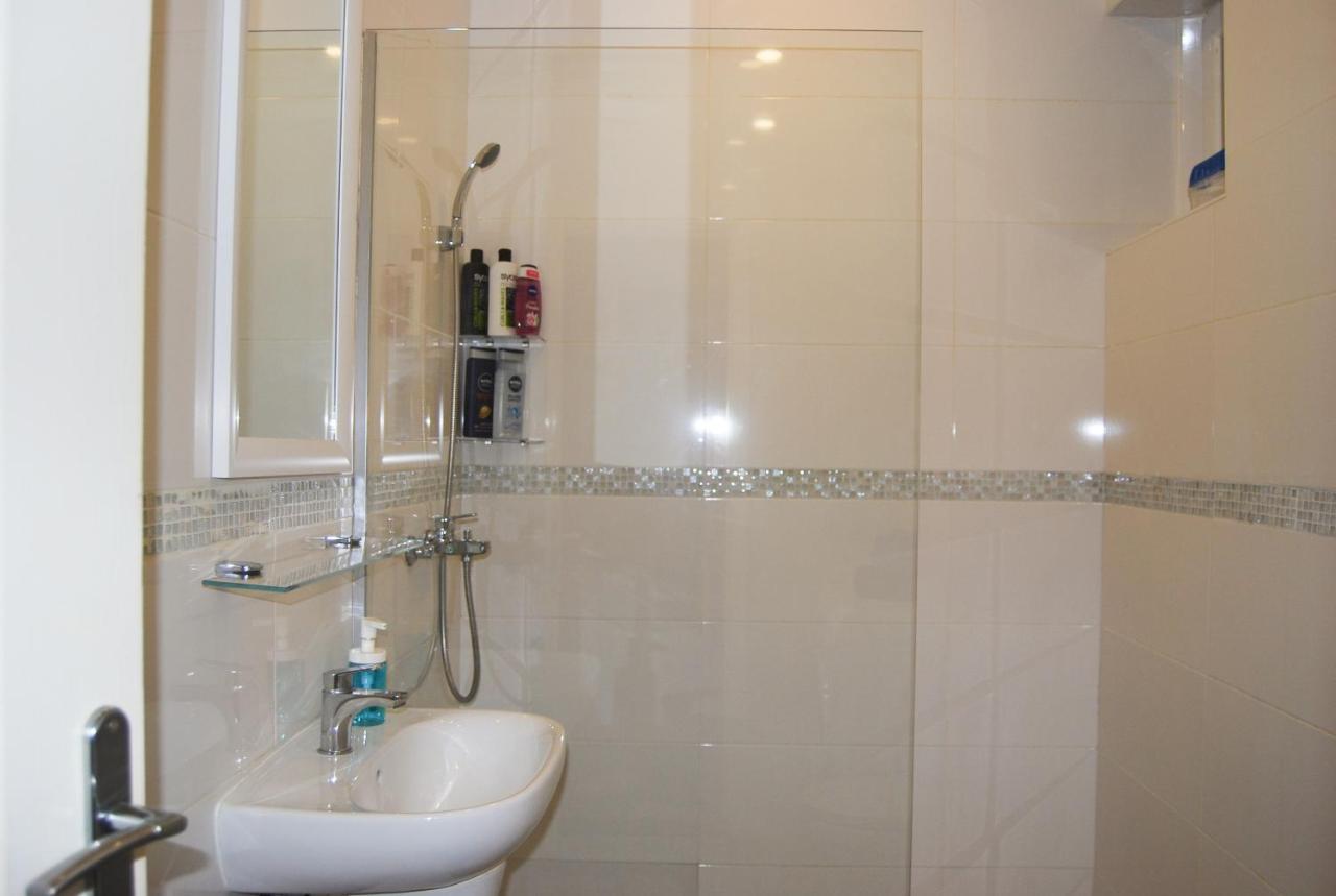 Apartment Natalie Belgrade Luaran gambar